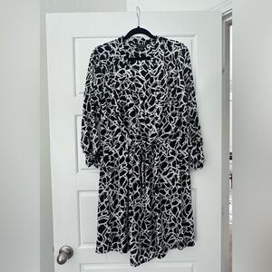 Black and White Patterned Women's Dress